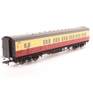 HORNBY R4348C BR MAUNSELL COMP. COACH