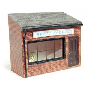 HORNBY R8693 COURTYARD BUILDING BRETT FABRICS