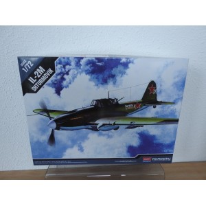 ACADEMY 12510 IL-2M SHTURMOVIK VLIEGTUIG